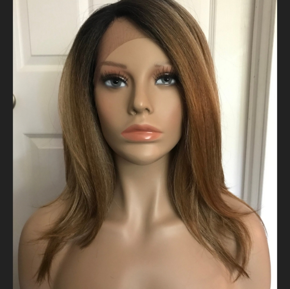 Lace front, ombre/balayaged, mid-length wig